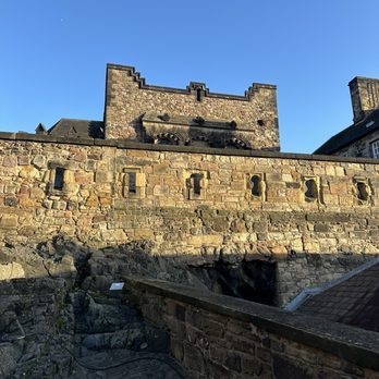 Edinburgh Castle - Landmarks & Historical Buildings Near Me - Edinburgh, EDH Edinburgh Castle - Landmarks & Historical Buildings Near Me - Edinburgh, EDH
