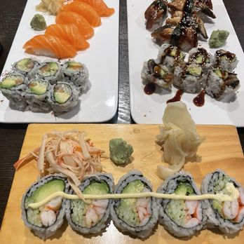 Yoshi Sushi - Boston Roll, eel, Yellowtail Roll - Sushi Bars Near Me - Martinsville, New Jersey Yoshi Sushi - Boston Roll, eel, Yellowtail Roll - Sushi Bars Near Me - Martinsville, New Jersey