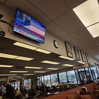 Shapiro's Delicatessen - Tv wall - Delis Near Me - Indianapolis, Indiana Shapiro's Delicatessen - Tv wall - Delis Near Me - Indianapolis, Indiana