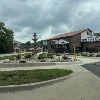 The Springs - Restaurant on the corner of the cross streets - Breakfast & Brunch Near Me - Excelsior Springs, Missouri The Springs - Restaurant on the corner of the cross streets - Breakfast & Brunch Near Me - Excelsior Springs, Missouri