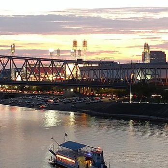 Purple People Bridge - Cincinnati Skyline - Landmarks & Historical Buildings Near Me - Newport, Kentucky