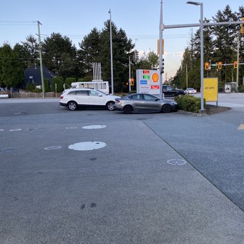 Shell - a gas hydrant on the corner of a street - Gas Stations Near Me - Surrey, British Columbia Shell - a gas hydrant on the corner of a street - Gas Stations Near Me - Surrey, British Columbia