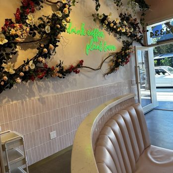 Coffee and Plants - Coffee & Tea Near Me - Studio City, California