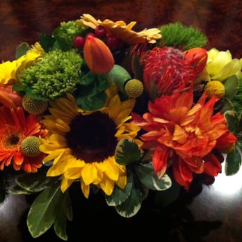 Sunnyside Floral - Thanksgiving centerpiece. Original, welcoming. I love it. - Florists Near Me - Denver, Colorado