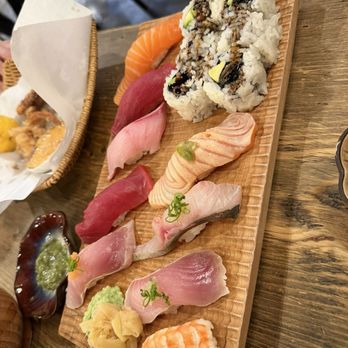 Shinkai Sushi - Prime Set / 9 Nigiri & 1 Roll - Sushi Bars Near Me - Dublin, California