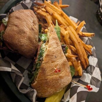Last Run Tavern & Grill - Blt - New American Near Me - Glenwood, New York Last Run Tavern & Grill - Blt - New American Near Me - Glenwood, New York