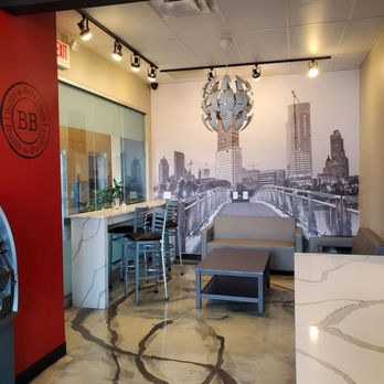 Build a Breakfast Build a Burger - a view of a dining room - Breakfast & Brunch Near Me - Milwaukee, Wisconsin Build a Breakfast Build a Burger - a view of a dining room - Breakfast & Brunch Near Me - Milwaukee, Wisconsin