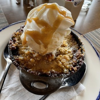 Liberty & Main - Apple Crisp and vanilla ice cream dessert - New American Near Me - Dedham, Massachusetts