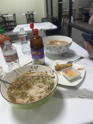 OMG Noodle House by null