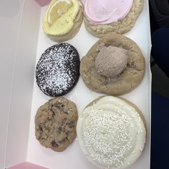 Crumbl - Petaluma - Cookies of the week box - warning, they are larger than they appear! - Bakeries Near Me - Petaluma, California