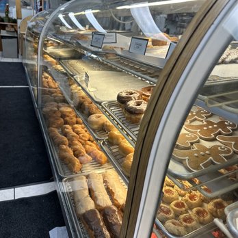 VG Donut & Bakery - Donuts Near Me - Cardiff, California