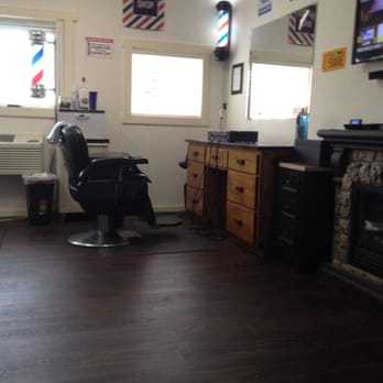 Lindsey's Barbershop - Barbers Near Me - Clifton Park, New York Lindsey's Barbershop - Barbers Near Me - Clifton Park, New York