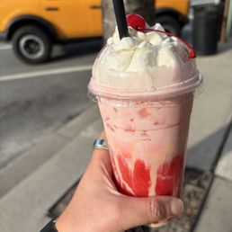 Strawberries & Cream Soda Strawberries & Cream Soda