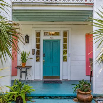 Old Carrabelle Hotel - Hotels Near Me - Carrabelle, Florida Old Carrabelle Hotel - Hotels Near Me - Carrabelle, Florida
