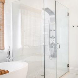 Fox Valley Glass & Mirror - Glass Shower Surround
