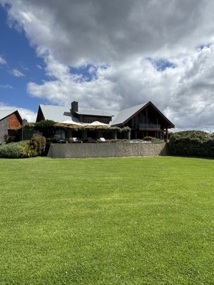 Spicers Peak Lodge by null