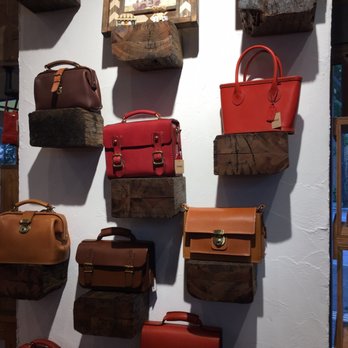 Herz博多店 Leather Goods 博多駅前3 16 10 福岡市 福岡県 Japan Phone Number Yelp