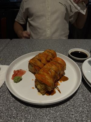 Yamiko Sushi by null