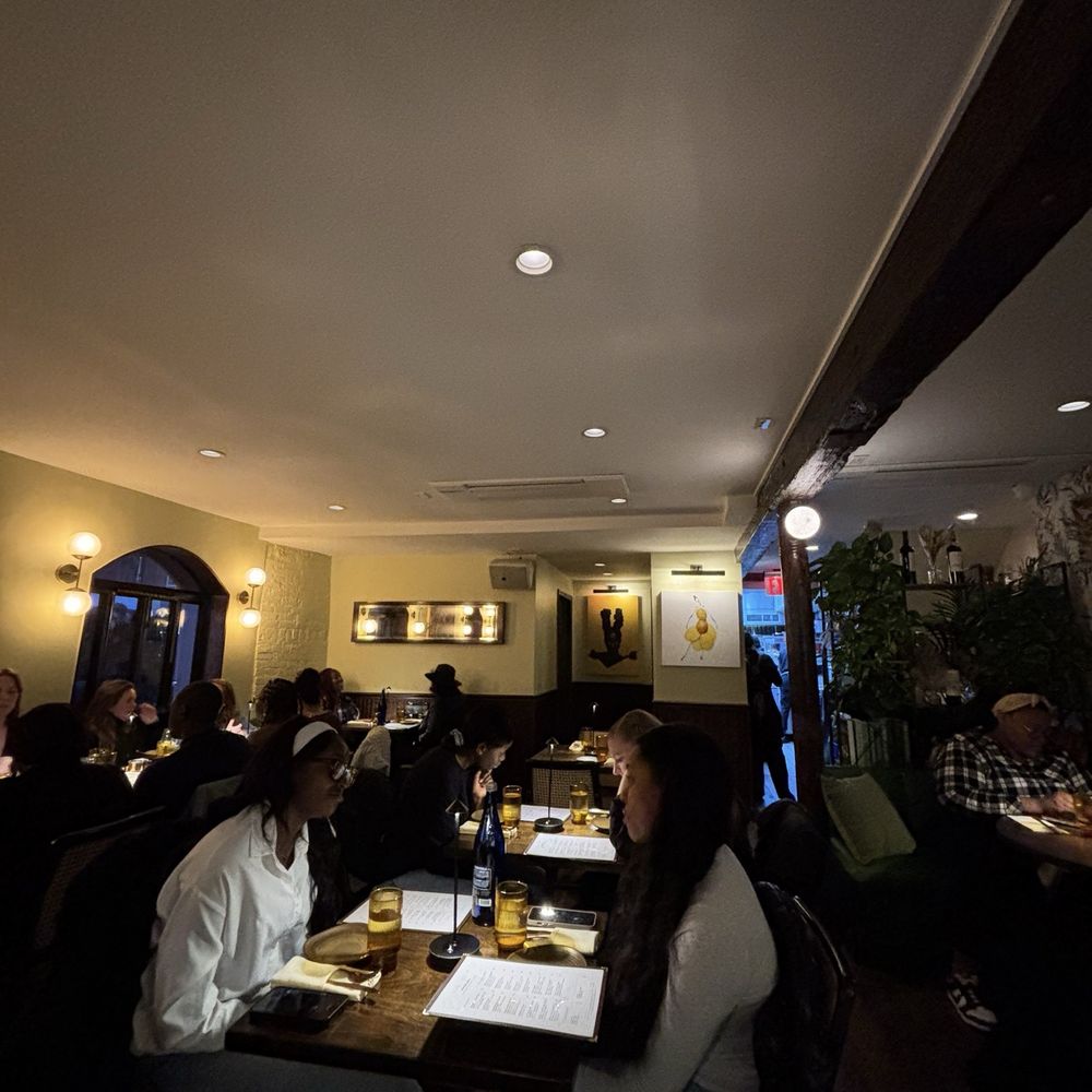 Mango Bay - Caribbean Near Me - Brooklyn, New York