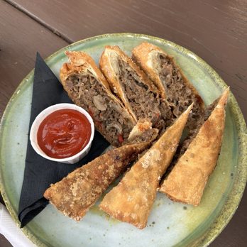 The Little Darlin' - philly cheesesteak eggrolls - American Near Me - Austin, Texas The Little Darlin' - philly cheesesteak eggrolls - American Near Me - Austin, Texas