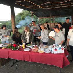 Deer Haven Campground & Cabins - Bbq at pavilion