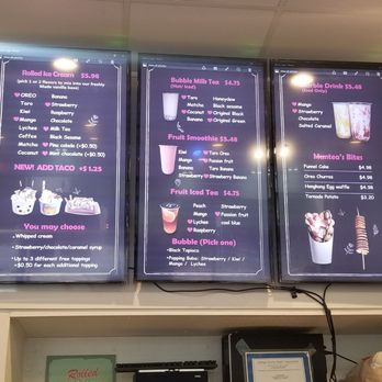 At Munchies - Ice Cream & Frozen Yogurt Near Me - Naperville, Illinois