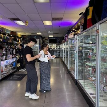 BakeBros - ahhh - Head Shops Near Me - Baldwin Park, California BakeBros - ahhh - Head Shops Near Me - Baldwin Park, California