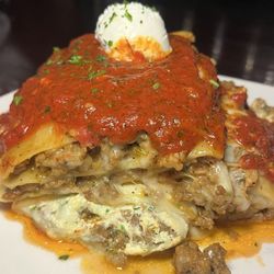 Delmonico's Italian Steakhouse - 1lb lasagna