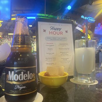 Pappasito's Cantina - Cold beer and Pappasito's frozen house margarita!! - Tex-Mex Near Me - Houston, Texas
