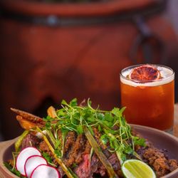 Lola Gaspar - Steak Frites.