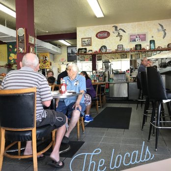 Cozy Corner - Diners Near Me - Miami Springs, Florida