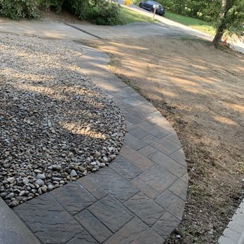 Over The Field Landscaping - Front walkway detail - Landscaping Near Me Over The Field Landscaping - Front walkway detail - Landscaping Near Me