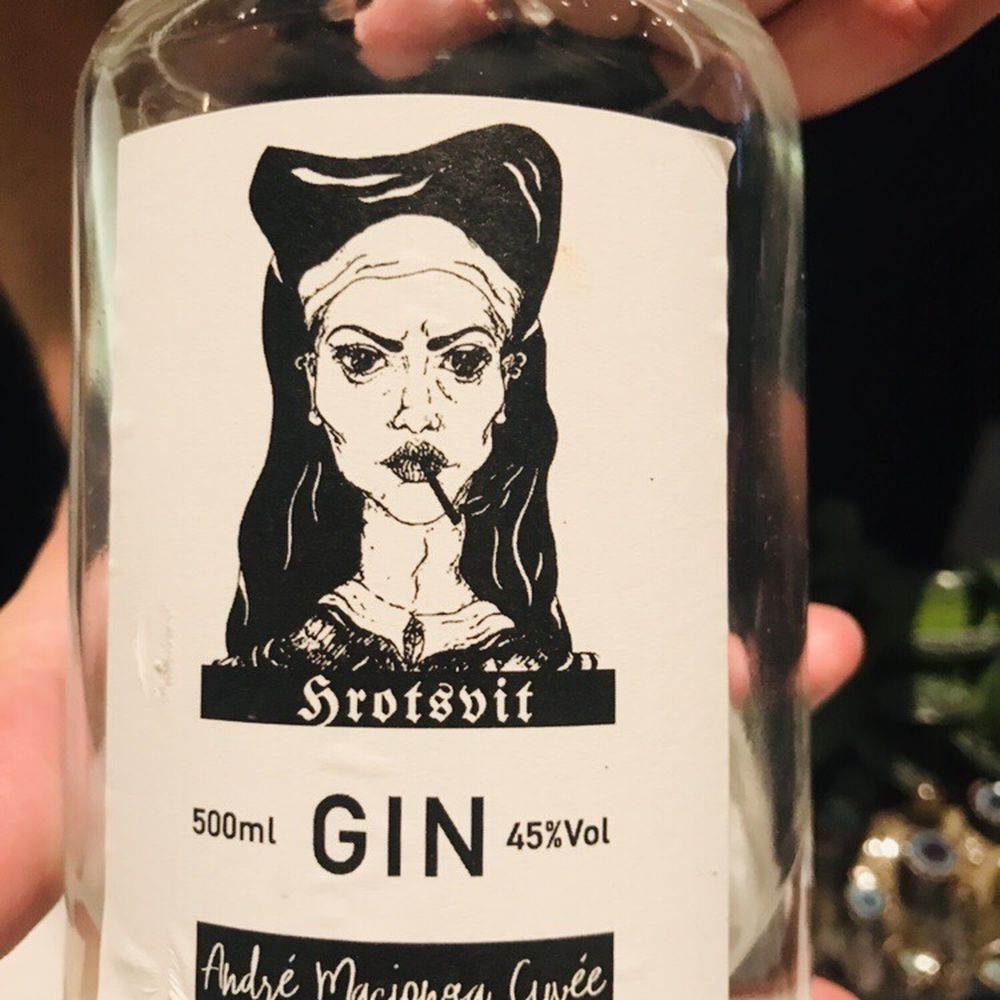 Tim Raue - Some special signature gins are available. Sadly the tonics are quite basic - Asian Fusion Near Me - Berlin, BE Tim Raue - Some special signature gins are available. Sadly the tonics are quite basic - Asian Fusion Near Me - Berlin, BE