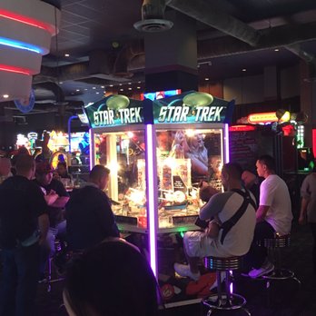 Dave & Buster's Ala Moana - So many games, so little time. - Arcades Near Me - Honolulu, Hawaii