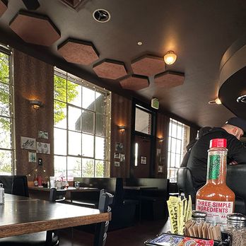 Hudson - Tables near the windows - New American Near Me - Seattle, Washington