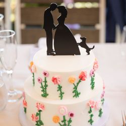 Lark Cake Shop - Two tier cake, with flowers