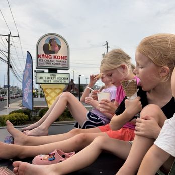 King Kone South - Eating ice cream at King Kone - Ice Cream & Frozen Yogurt Near Me - Ocean City, Maryland King Kone South - Eating ice cream at King Kone - Ice Cream & Frozen Yogurt Near Me - Ocean City, Maryland