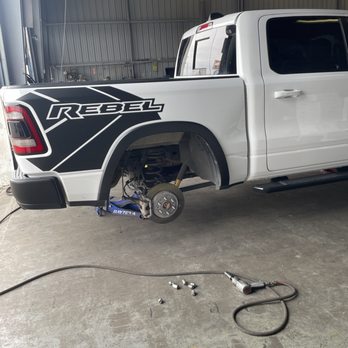 Torque Tire - Changing tires and breaks - Auto Repair Near Me - Fort Worth, Texas