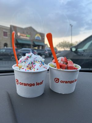 Orange Leaf Frozen Yogurt
