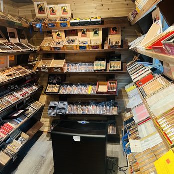 TOBACCO HUT - Updated June 2026 - 14 Photos & 25 Reviews - 14654 Lee Hwy,  Gainesville, Virginia - Tobacco Shops - Phone Number