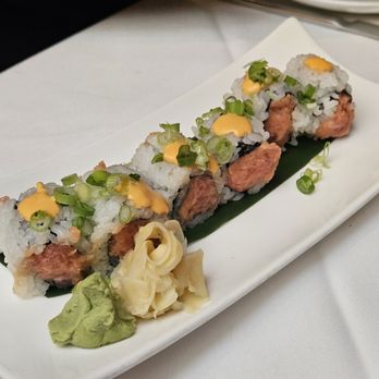 TOKU - Spicy tuna roll (lunch appetizer) - Japanese Near Me - Manhasset, New York