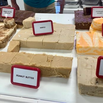 Sweet Hannah's - a variety of fudges - Chocolatiers & Shops Near Me - Hampton, New Hampshire