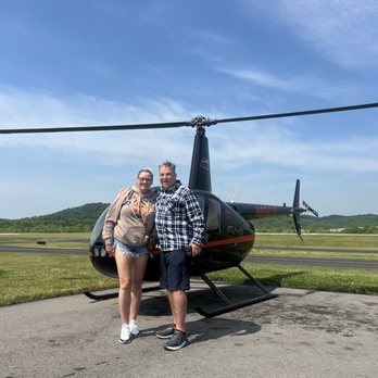 Aeroluxe Aviation - Aerial Tours Near Me - Nashville, Tennessee Aeroluxe Aviation - Aerial Tours Near Me - Nashville, Tennessee