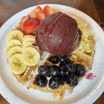 Eggs 'n Things - Açaí Pancake - American Near Me - Kapolei, Hawaii Eggs 'n Things - Açaí Pancake - American Near Me - Kapolei, Hawaii