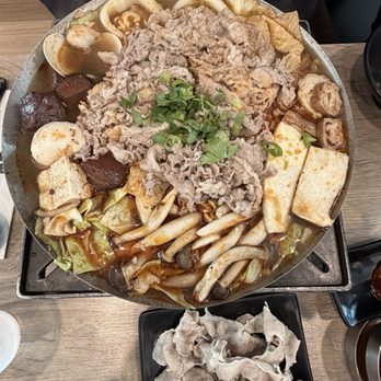 Boiling Point - Comfort Food Near Me - Garden Grove, California