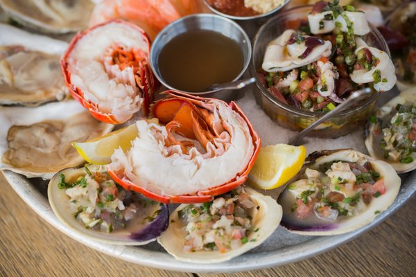 Cusser's Roast Beef & Seafood by null