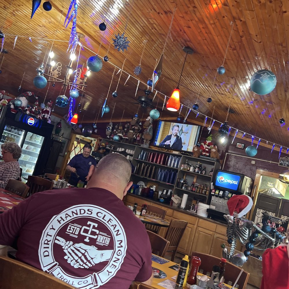 Inside look. There's like 5 tables and 5 booths. What else do you need? Inside look. There's like 5 tables and 5 booths. What else do you need?