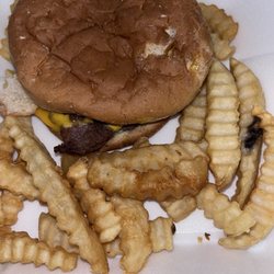 Tracks End Restaurant - Fries even look like crap