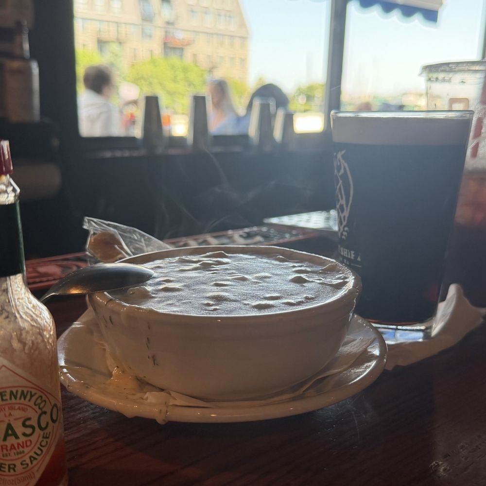 Boston Sail Loft - Chowdah & a Guinness - Bars Near Me - Boston, Massachusetts Boston Sail Loft - Chowdah & a Guinness - Bars Near Me - Boston, Massachusetts