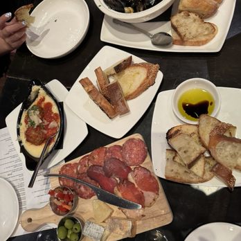 Campagnolo - Muscles, charcuterie, meatballs - Italian Near Me - Atlanta, Georgia